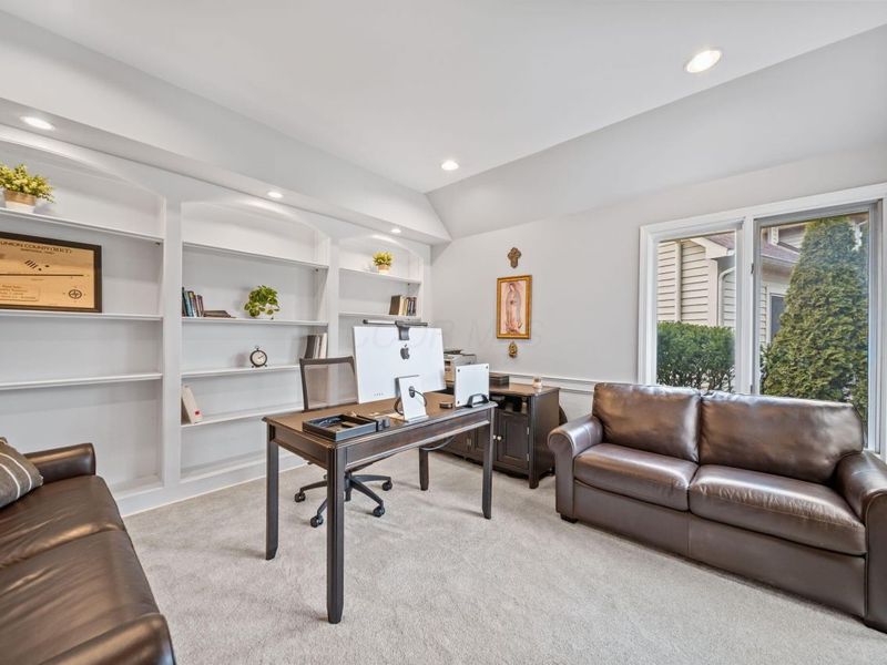 5877 Tarton Circle S, Dublin, OH 43017 Photo 13