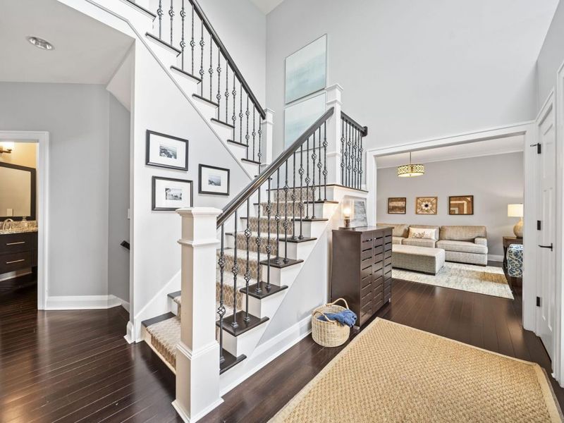 5877 Tarton Circle S, Dublin, OH 43017 Photo 3