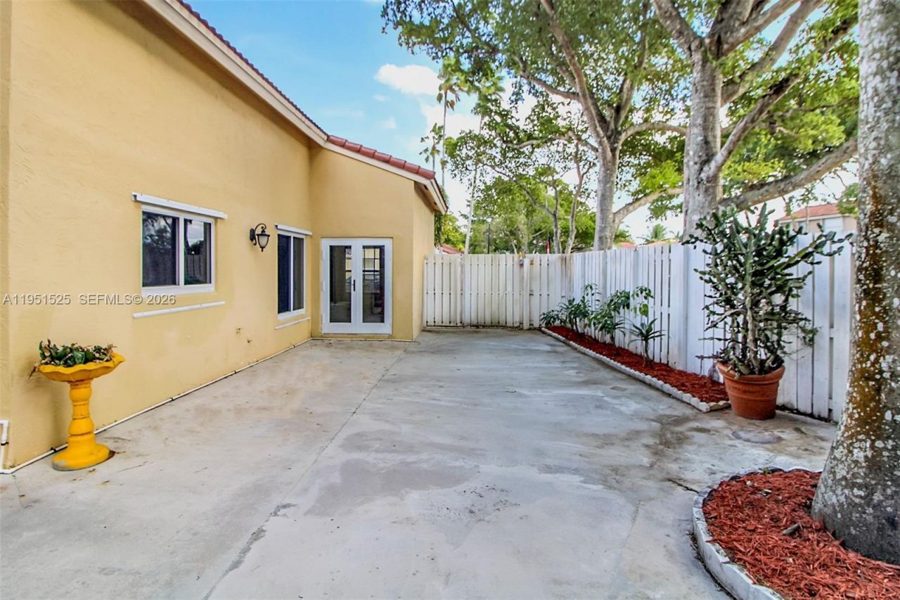 12797 NW 13th St , Sunrise, FL 33323 Photo