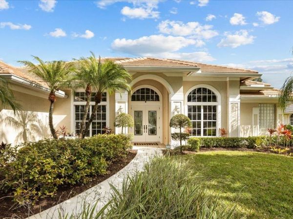 8007 Plantation Lakes Drive, Port St. Lucie, FL 34986