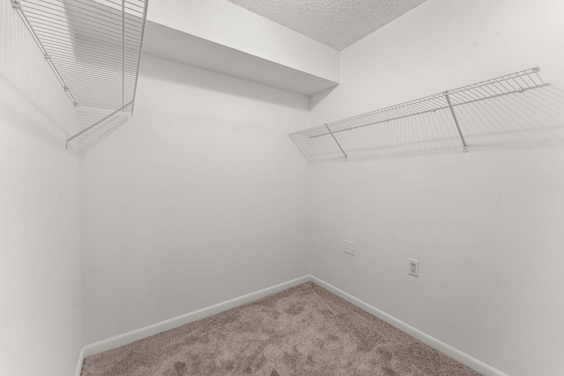 108 1st Terrace, Palm Beach Gardens, FL 33418 Photo