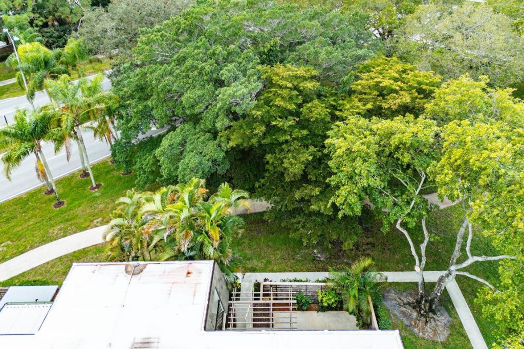 108 1st Terrace, Palm Beach Gardens, FL 33418 Photo