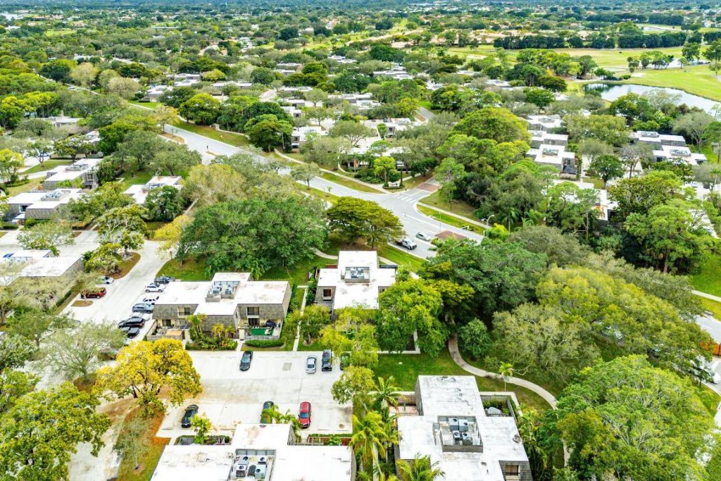 108 1st Terrace, Palm Beach Gardens, FL 33418 Photo