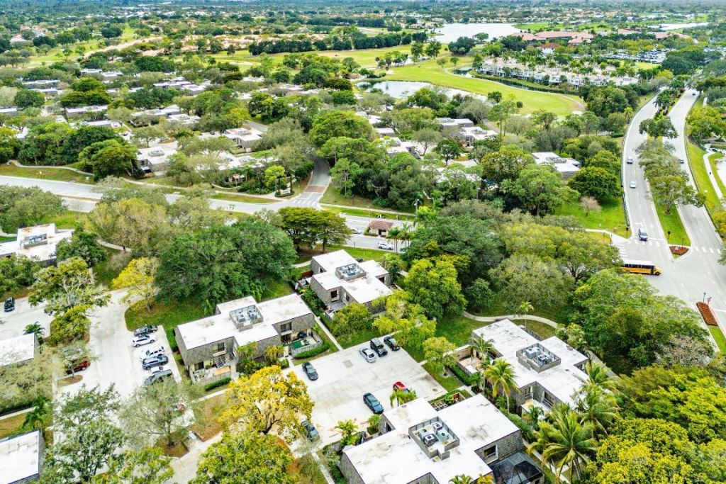 108 1st Terrace, Palm Beach Gardens, FL 33418 Photo