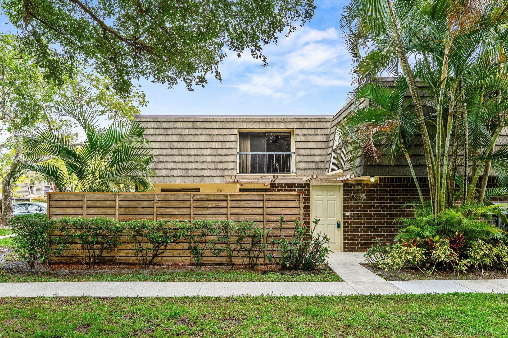 108 1st Terrace, Palm Beach Gardens, FL 33418 Photo