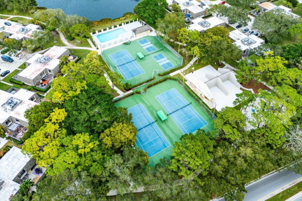 108 1st Terrace, Palm Beach Gardens, FL 33418 Photo