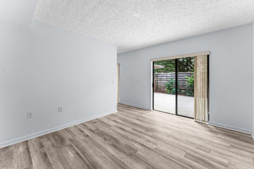 108 1st Terrace, Palm Beach Gardens, FL 33418 Photo