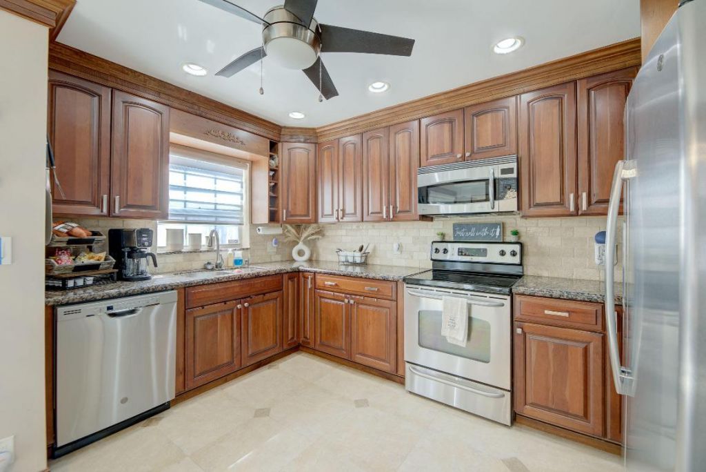 1666 NW 106th Terrace, Coral Springs, FL 33071 Photo