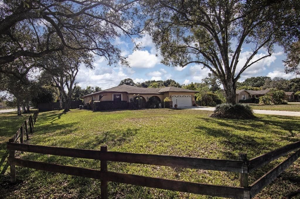 13602 SW 24th Street, Davie, FL 33325 Photo