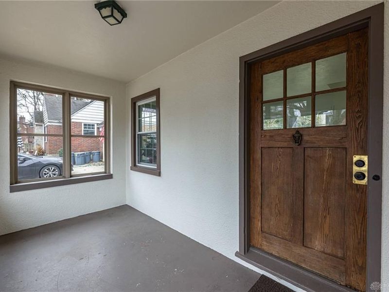 560 Irving Avenue, Oakwood, OH 45409 Photo 2