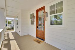 127 Rose Lane photo 4