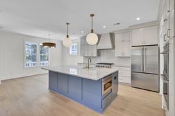 127 Rose Lane photo 4