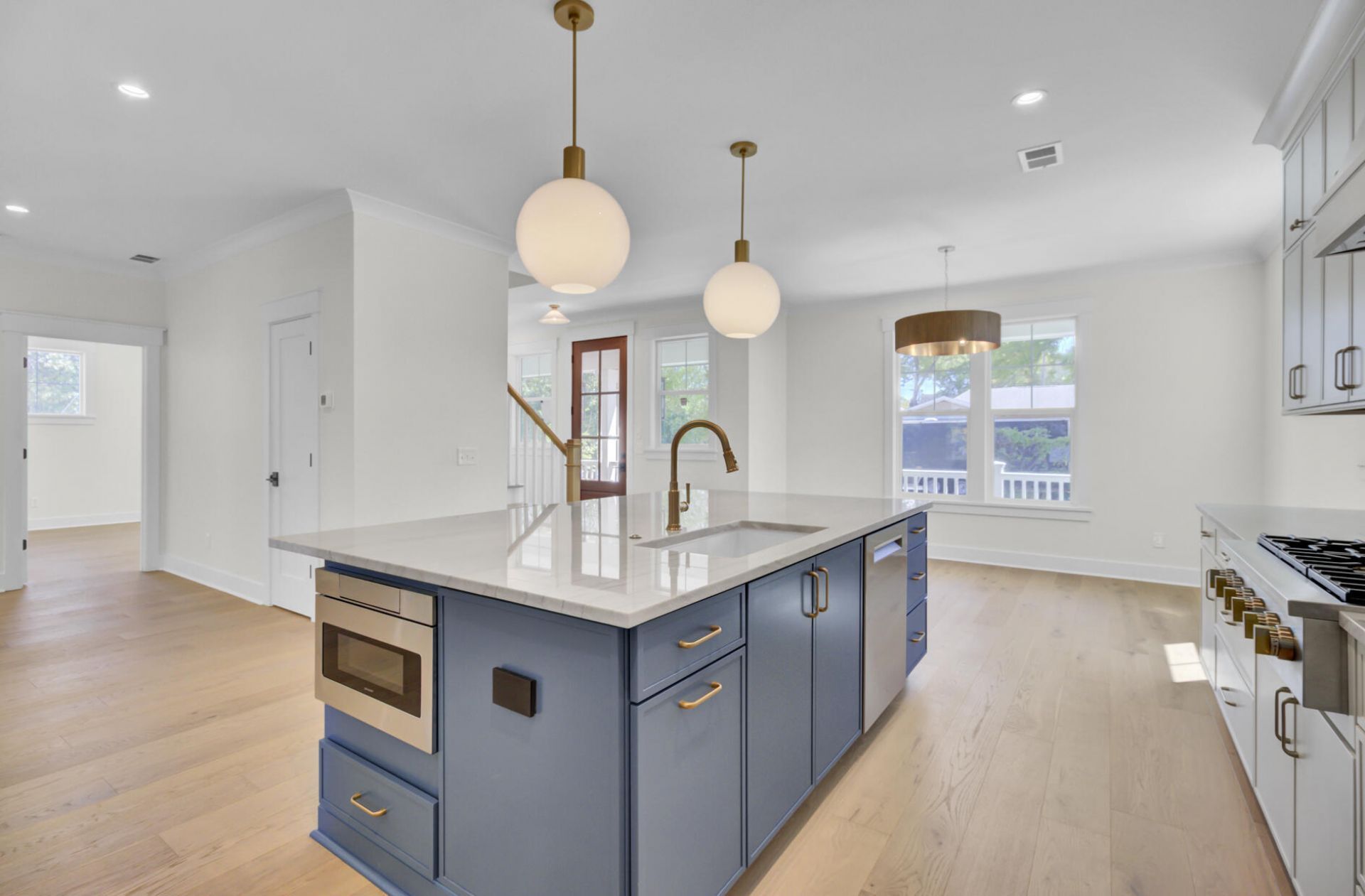 127 Rose Lane Photo 5