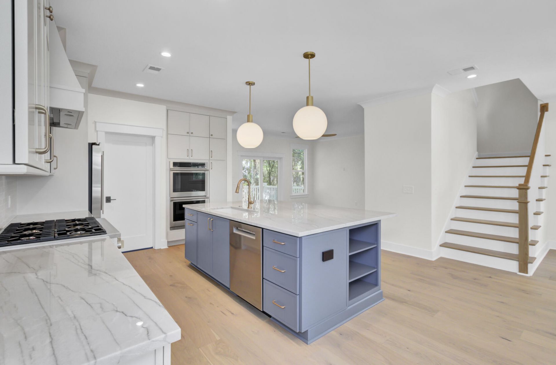 127 Rose Lane Photo 6