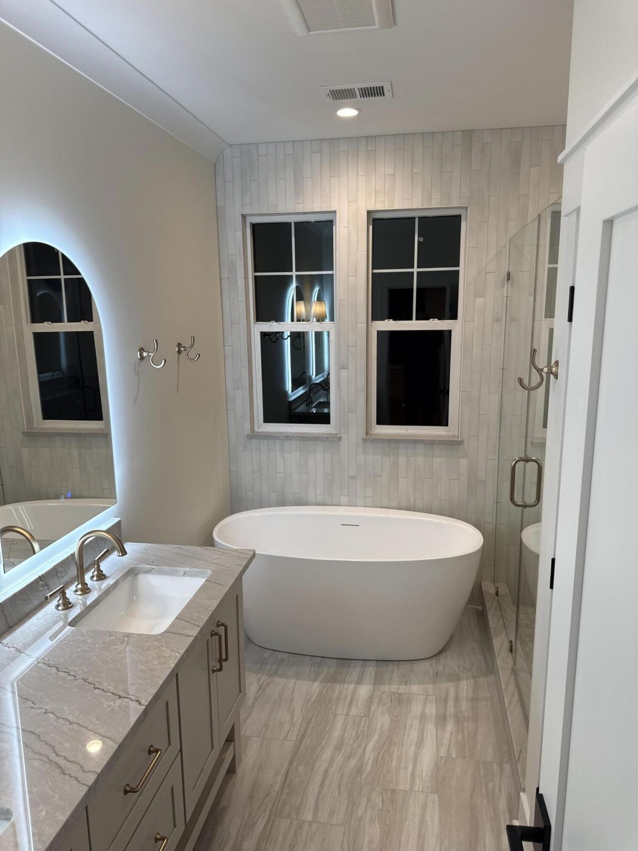 127 Rose Lane Photo 8