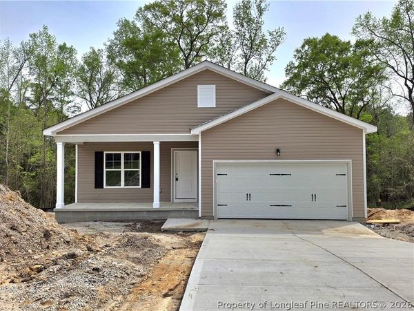 331 Appaloosa Drive, Spring Lake, NC 28390