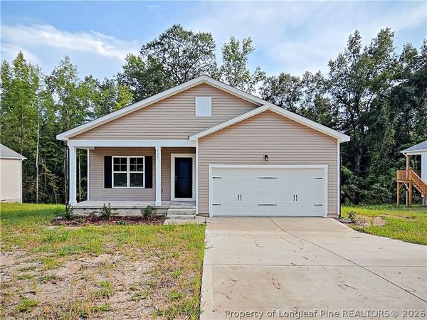 331 Appaloosa Drive, Spring Lake, NC 28390