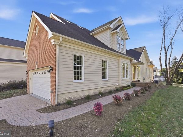 22831 QUANTE SQUARE, ASHBURN, VA 20148