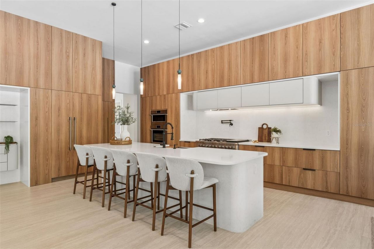16118 Pendio Drive, Montverde, FL 34756 Photo