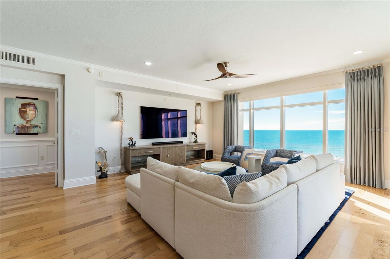 11 Baymont Street, Unit 702, Clearwater Beach, FL 33767 Photo