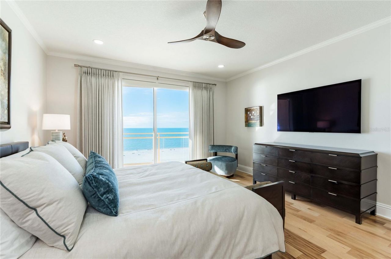 11 Baymont Street, Unit 702, Clearwater Beach, FL 33767 Photo