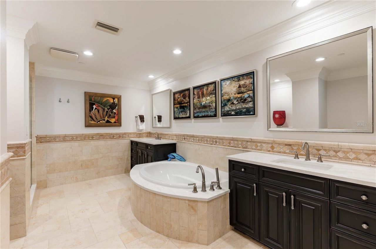 11 Baymont Street, Unit 702, Clearwater Beach, FL 33767 Photo