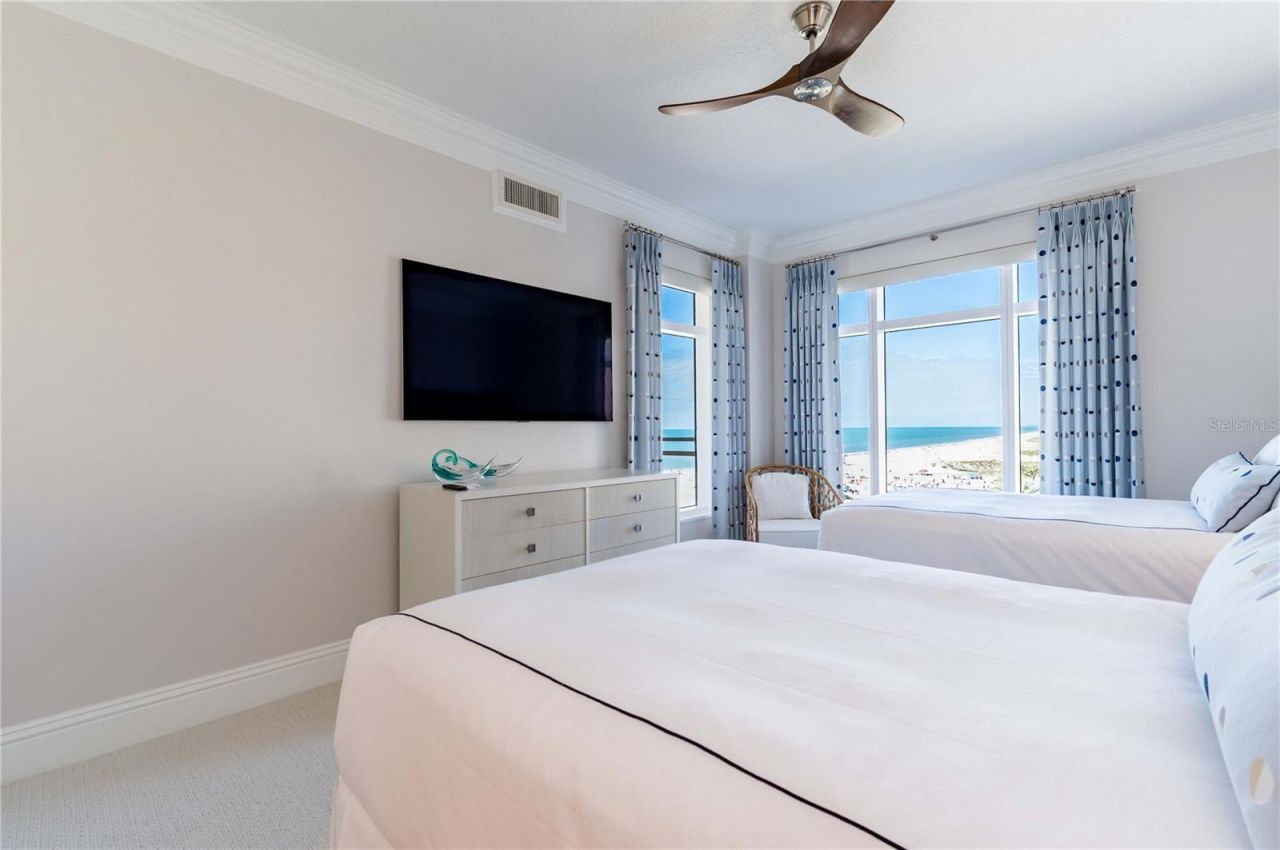 11 Baymont Street, Unit 702, Clearwater Beach, FL 33767 Photo