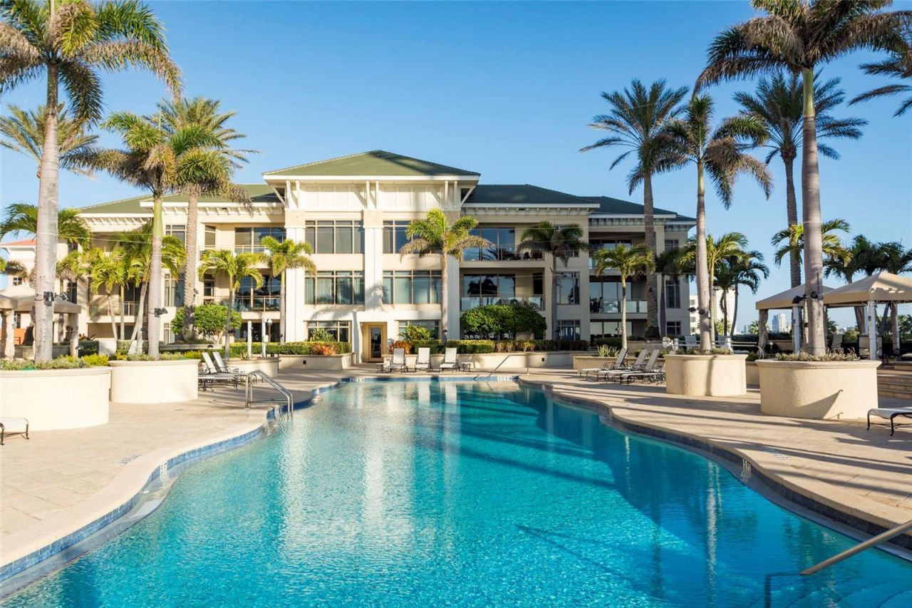 11 Baymont Street, Unit 702, Clearwater Beach, FL 33767 Photo