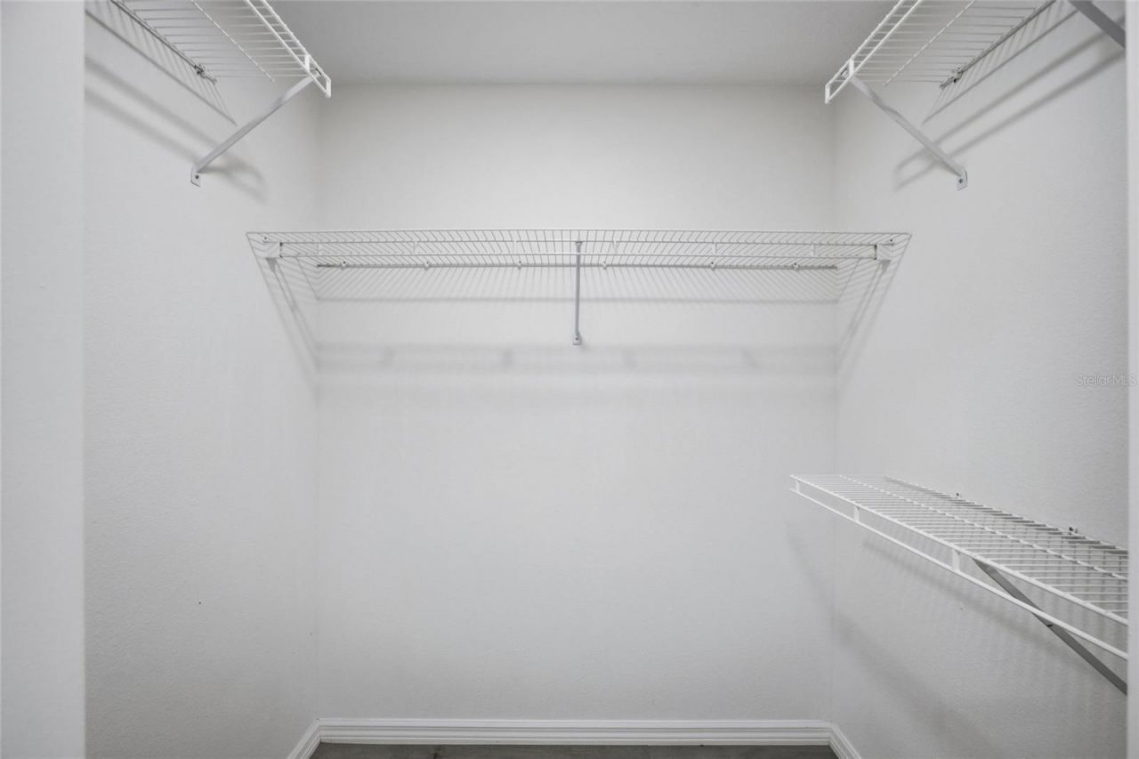 6302 Silver Oaks Drive, Zephyrhills, FL 33542 Photo