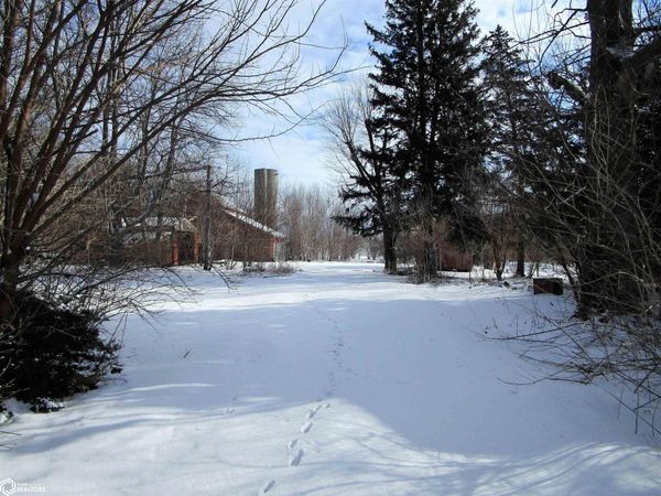 11388 County Highway S55, Ackley, IA 50601