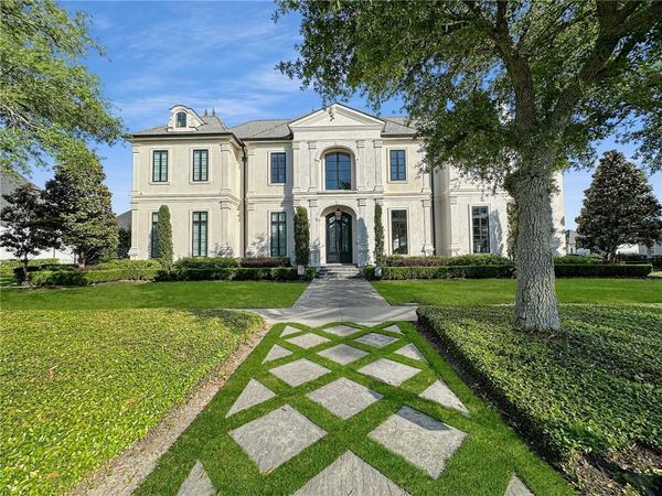 12 ROYAL PALM Boulevard, Kenner, LA 70065