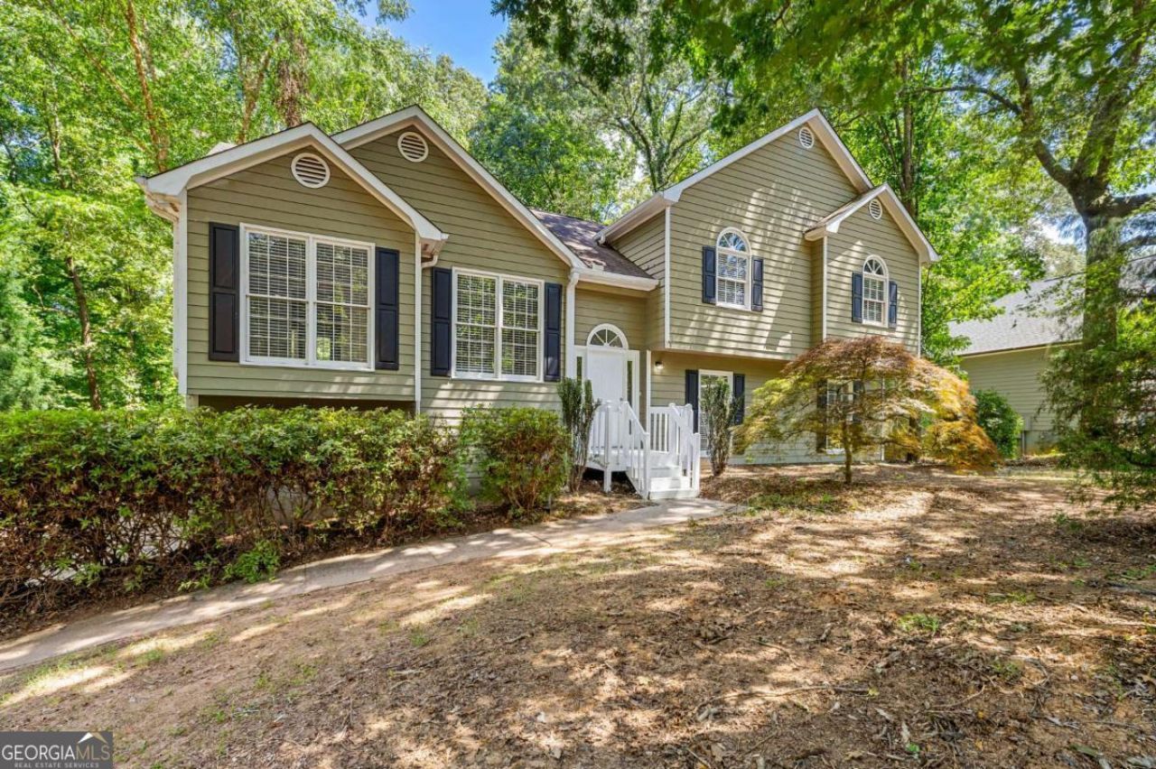 5065 Doubletree Drive, Cumming, GA 30040 Main Photo