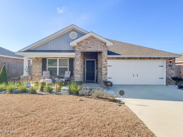 18533 Water Oak Way, Biloxi, MS 39532