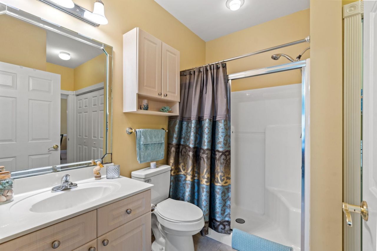 4895 Luster Leaf Circle Photo 18