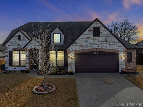 2512 E 138th Court S, Bixby, OK 74008