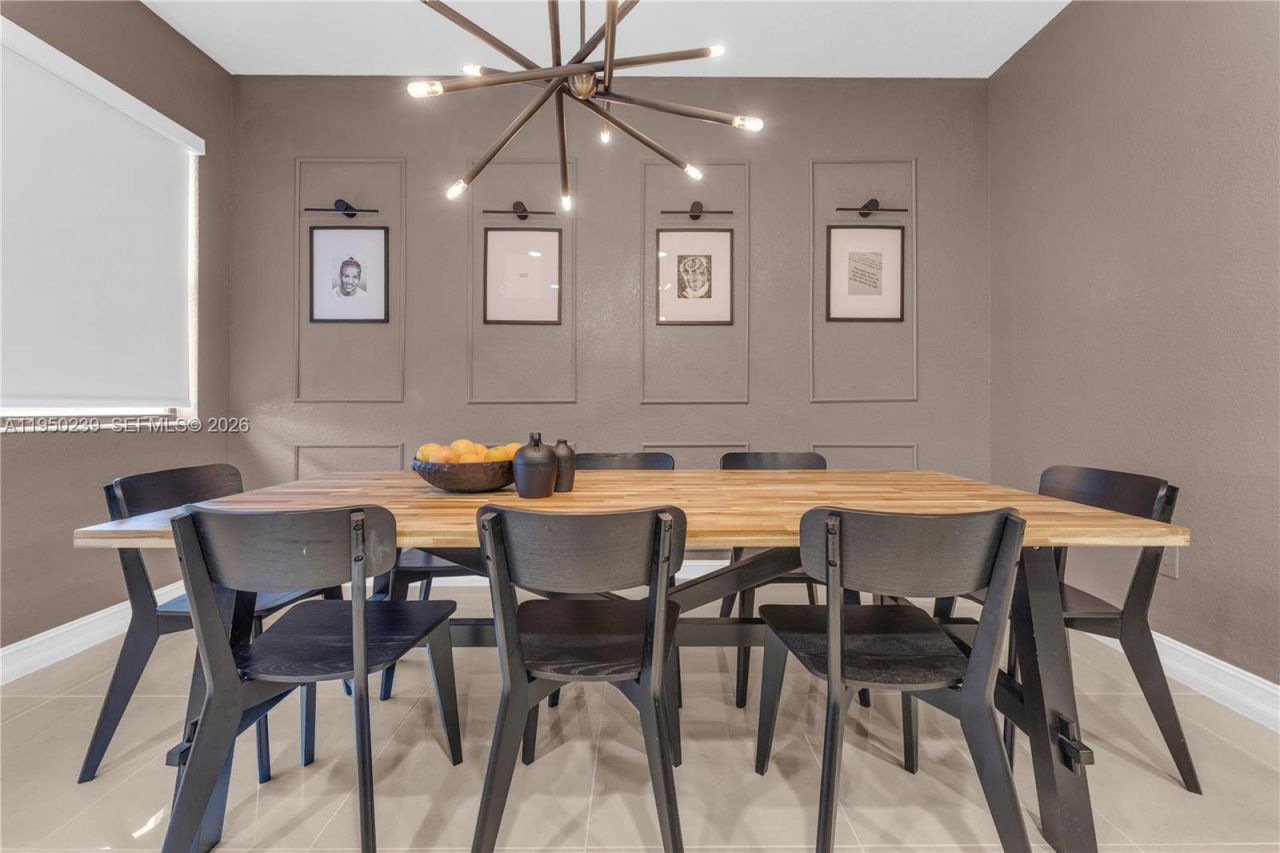 11537 SW 13th Ct, Pembroke Pines, FL 33025 Photo