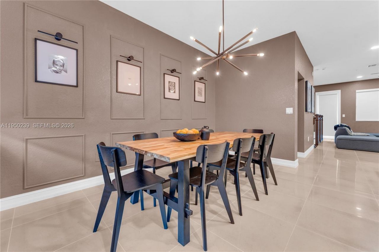 11537 SW 13th Ct, Pembroke Pines, FL 33025 Photo