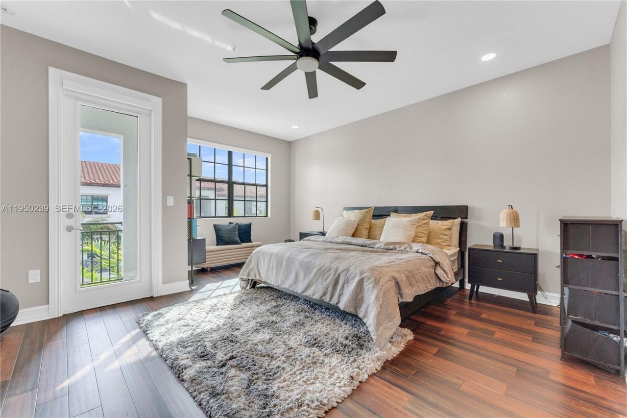 11537 SW 13th Ct, Pembroke Pines, FL 33025 Photo