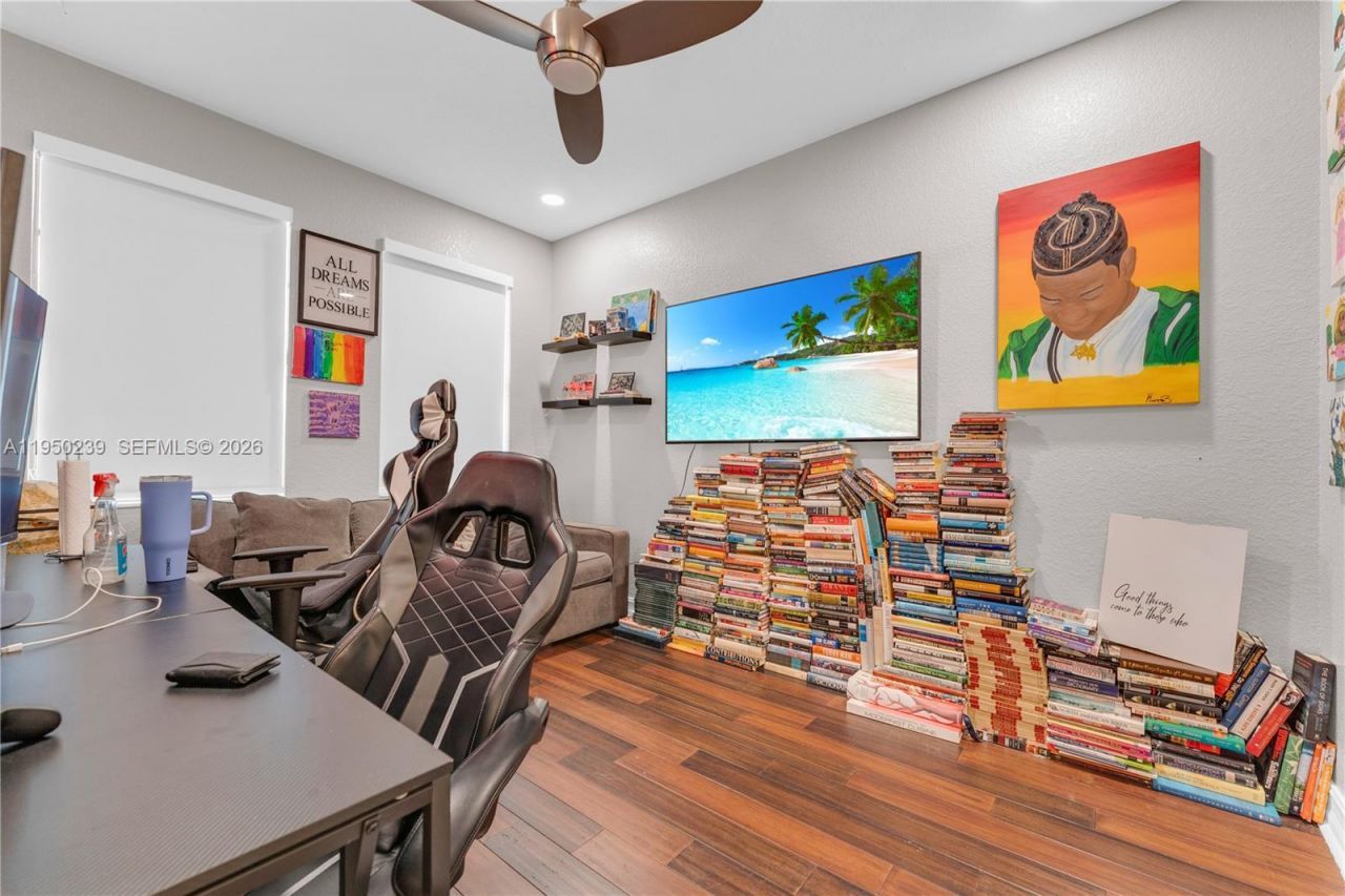 11537 SW 13th Ct, Pembroke Pines, FL 33025 Photo