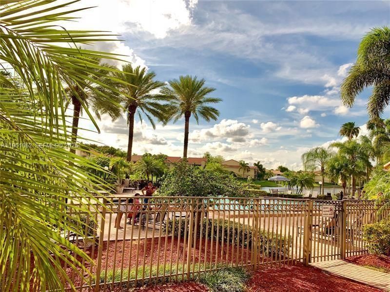 1235 SW 46th Ave, Unit 711, Pompano Beach, FL 33069 Photo