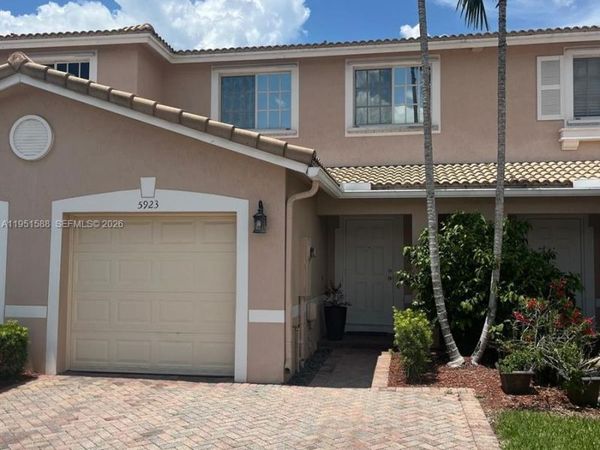 5923 E Abbey Rd, Unit 5923, Tamarac, FL 33321