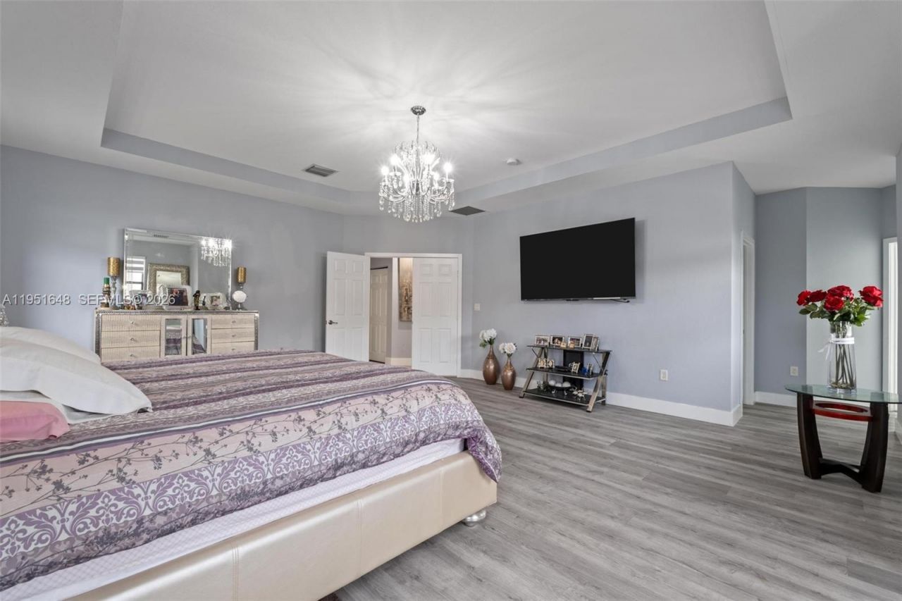 3521 W 92nd Pl, Hialeah, FL 33018 Photo