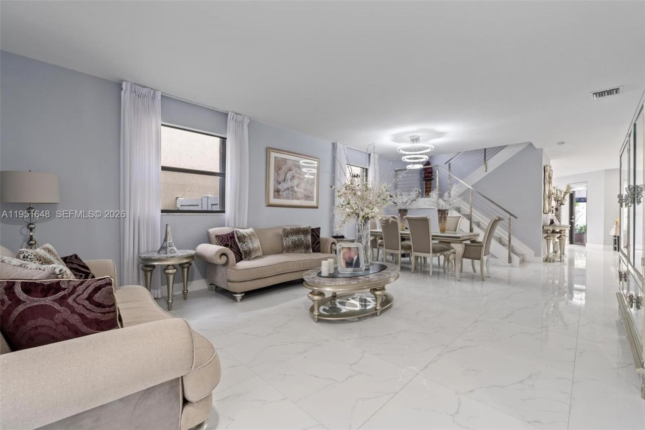 3521 W 92nd Pl, Hialeah, FL 33018 Photo