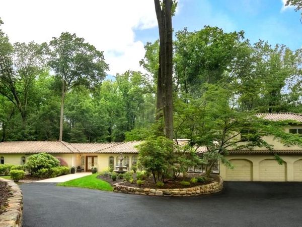 1121 WINDING DRIVE, CHERRY HILL, NJ 08003