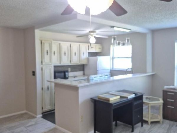 737 N High Point Bend S, Unit B, Delray Beach, FL 33445