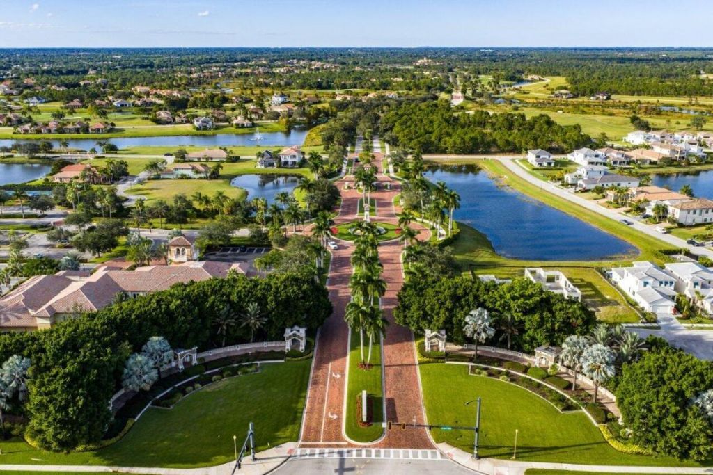 111 SE Mira Lavella, Port Saint Lucie, FL 34984 Photo