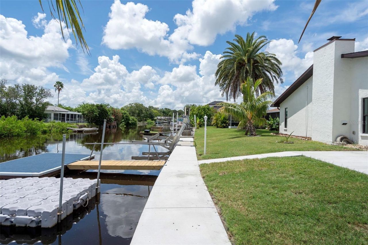 9910 Island Harbor Drive, Unit A, Port Richey, FL 34668 Photo
