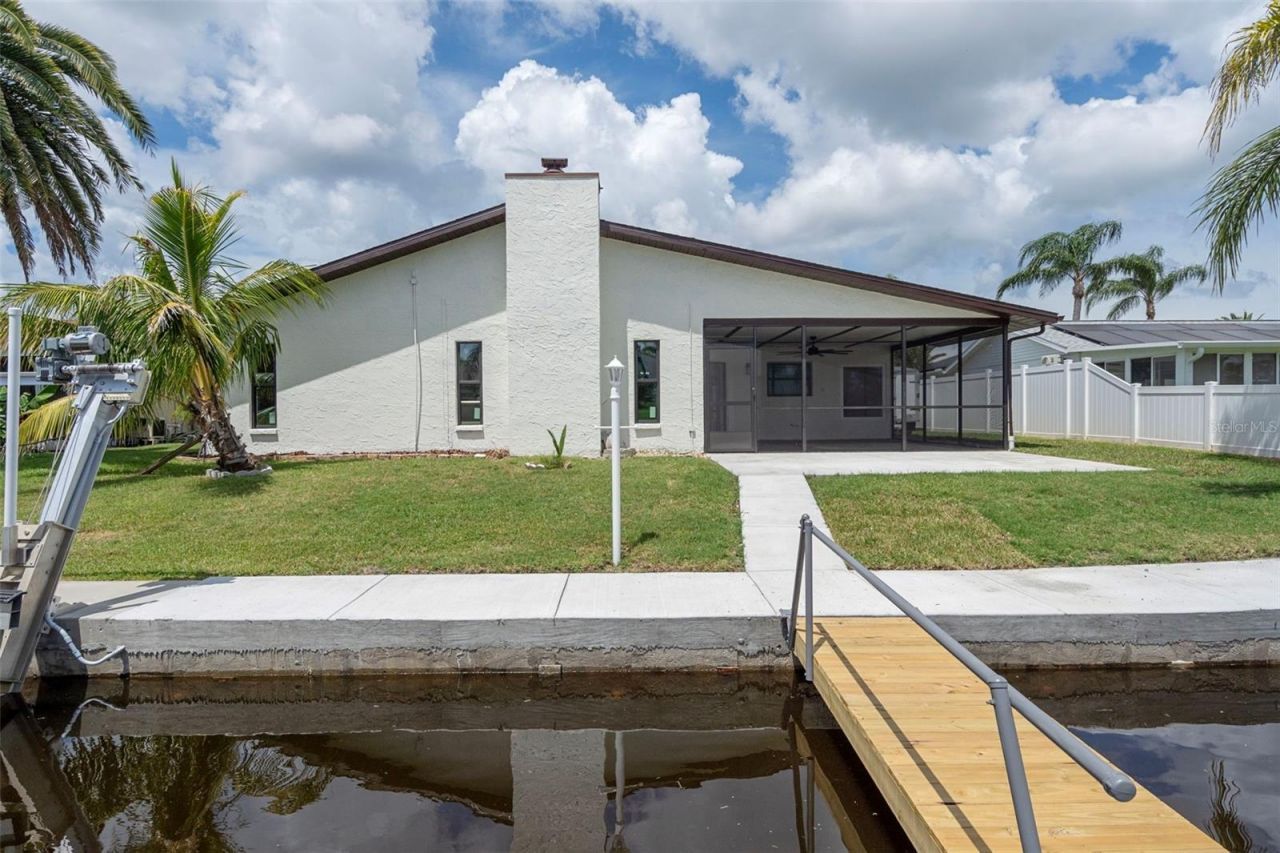 9910 Island Harbor Drive, Unit A, Port Richey, FL 34668 Photo