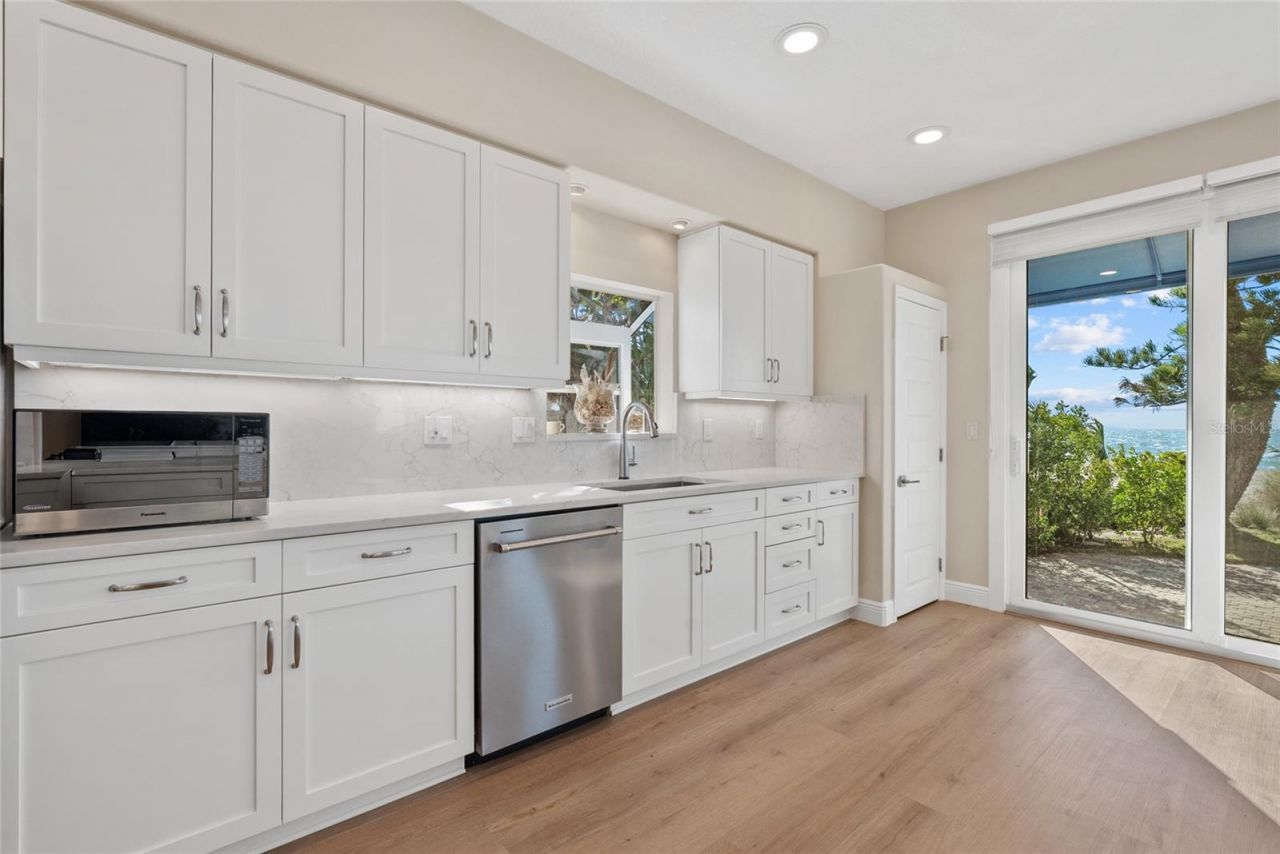 409 Casey Key Road, Nokomis, FL 34275 Photo