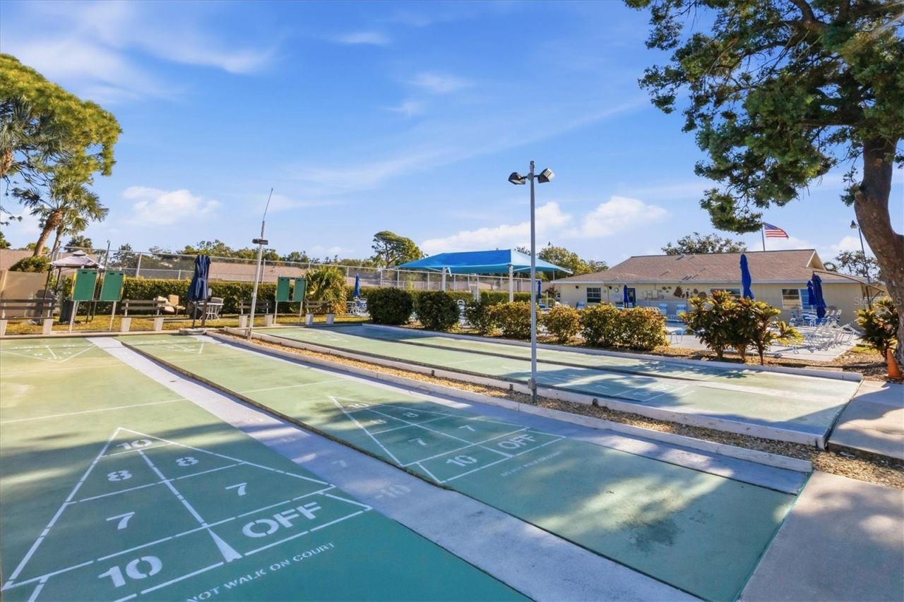 390 301 Boulevard W, Unit 27C, Bradenton, FL 34205 Photo